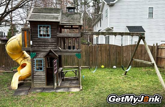 playset-demolition-and-removal-services-in-richmond-virginia